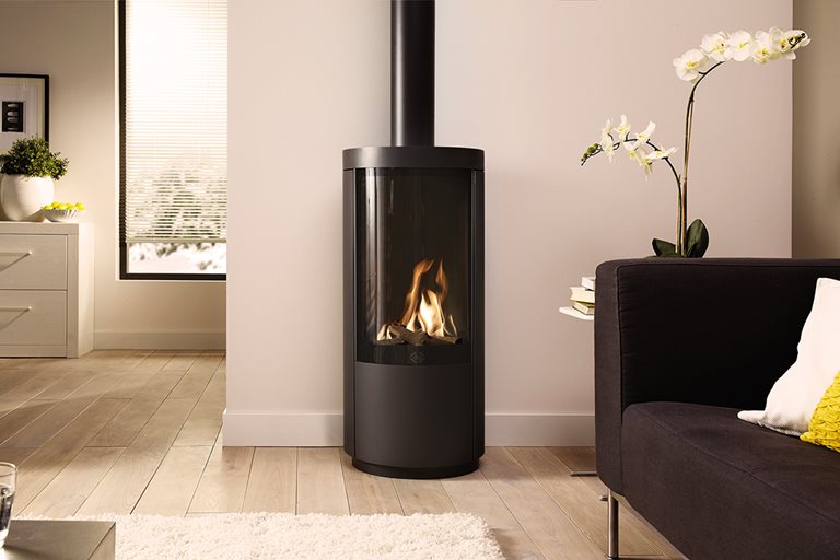 Freestanding gas fires